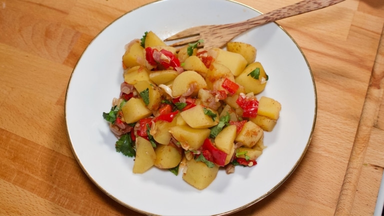Bord garam masala-aardappelen